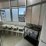 Pilar - Rua De Santa Catarina - Hostel Porto
