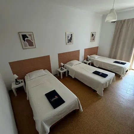 Pilar - Rua De Santa Catarina - Hostal Oporto