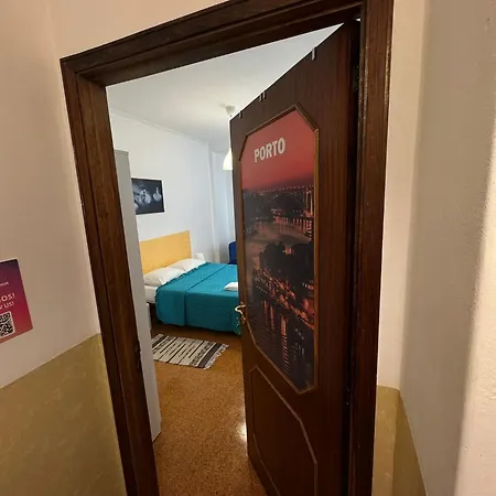 Pilar - Rua De Santa Catarina - Hostal Oporto
