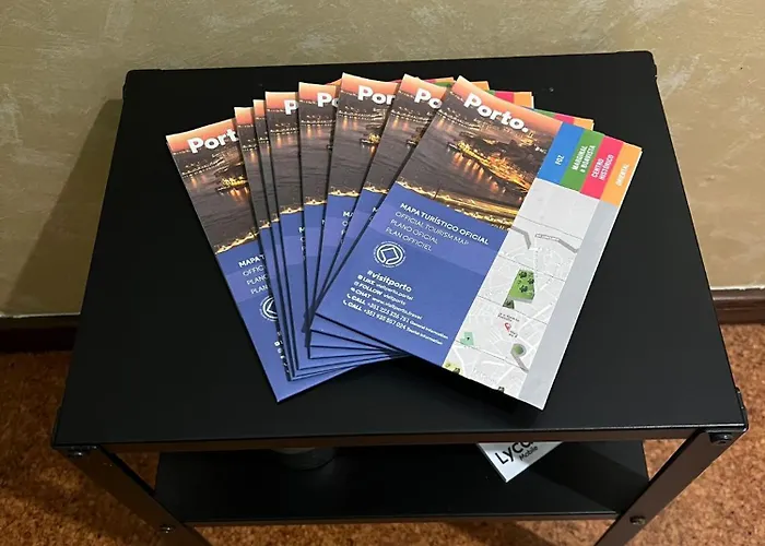 Pilar - Rua De Santa Catarina - Oporto