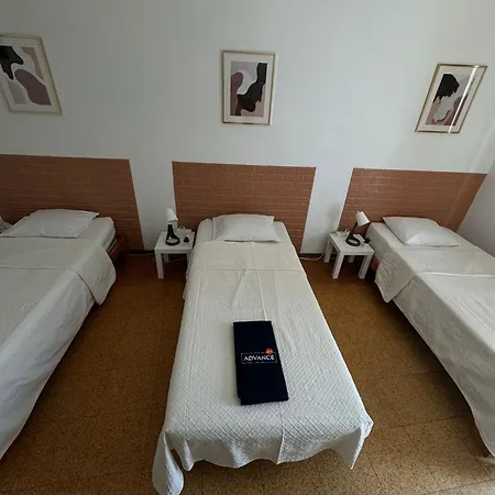 Pilar - Rua De Santa Catarina - *