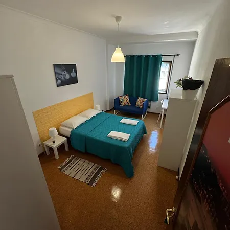 Pilar - Rua De Santa Catarina - *