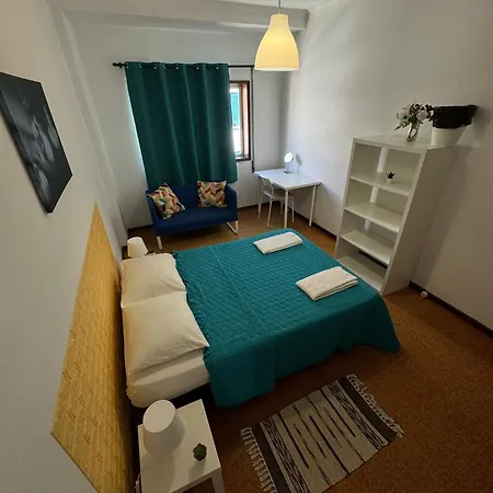 Hostel Pilar - Rua De Santa Catarina - Porto