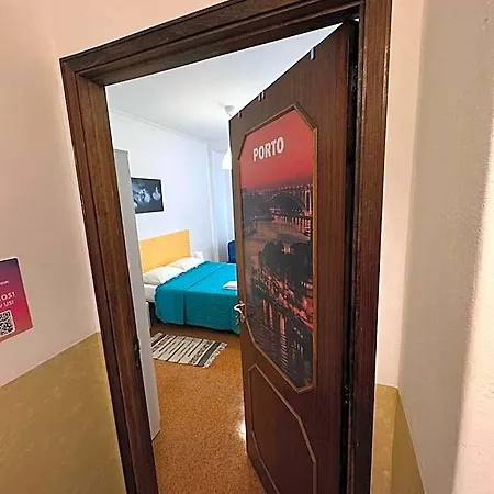 Hostel Pilar - Rua De Santa Catarina - Porto