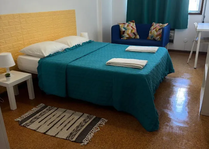 Pilar - Rua De Santa Catarina - *